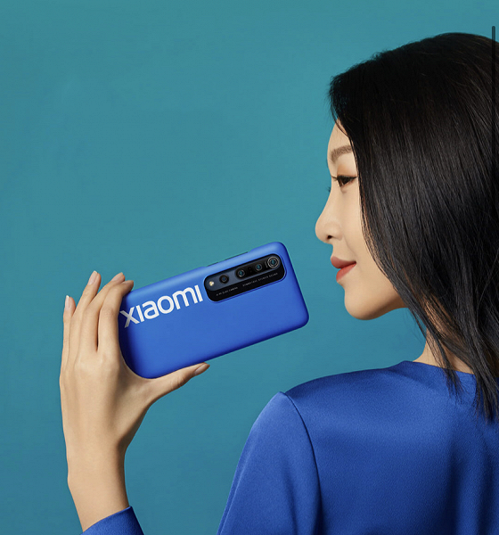 Вышел аксессуар для Xiaomi Mi 10 Pro, который визуально делает его камеру еще больше