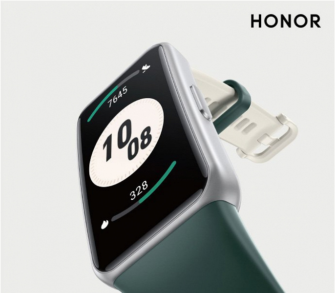 Экран 1,47 дюйма, датчики ЧСС и SpO2, 96 режимов тренировок, до 2 недель автономности за $30. Honor Band 7 уже можно купить в Китае
