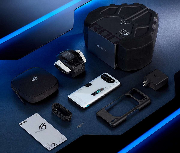 Snapdragon 8 Gen 2, 6000 мА•ч, 165-герцевый экран и уникальная открывающаяся крышка на корпусе. Представлены смартфоны Asus ROG Phone 7 и 7 Ultimate