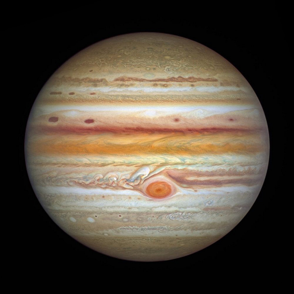 Большое Красное Пятно Юпитера теряет силу: учёные связывают его сокращение с уменьшением количества меньших штормов