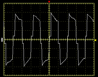 форма сигнала ИБП Krauler iMAG-700 при работе на нагрузку 150 Вт