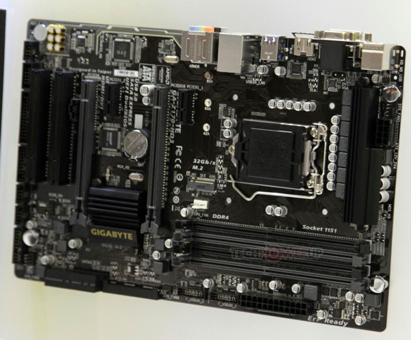 Процессорный разъем платы Gigabyte Z170-HD3 рассчитан на процессоры Intel Core шестого поколения (Skylake)