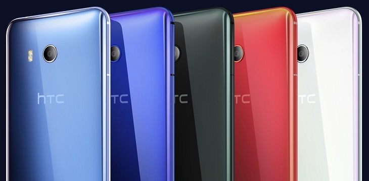 Известно, что на 2018 год запланирован выпуск флагманской модели, которая, скорее всего, будет называться HTC U12